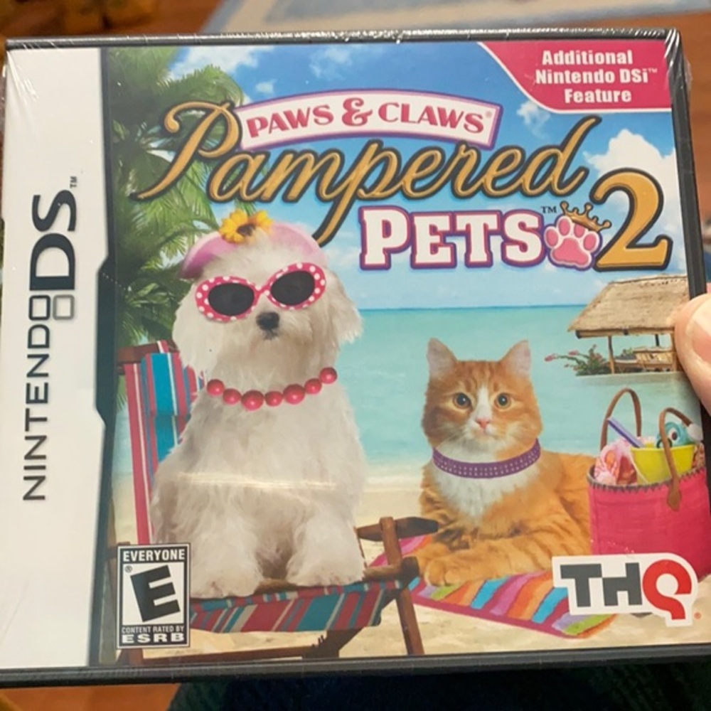 NEW Nintendo DS pampered Petz 2 paws and claws New unopened pig.